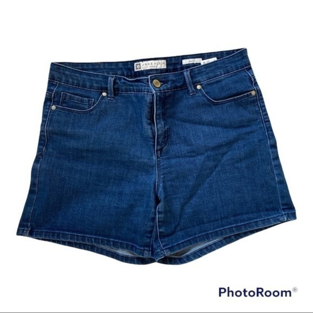Anne Klein Denim Dark Wash 5-pocket Jean Shorts.